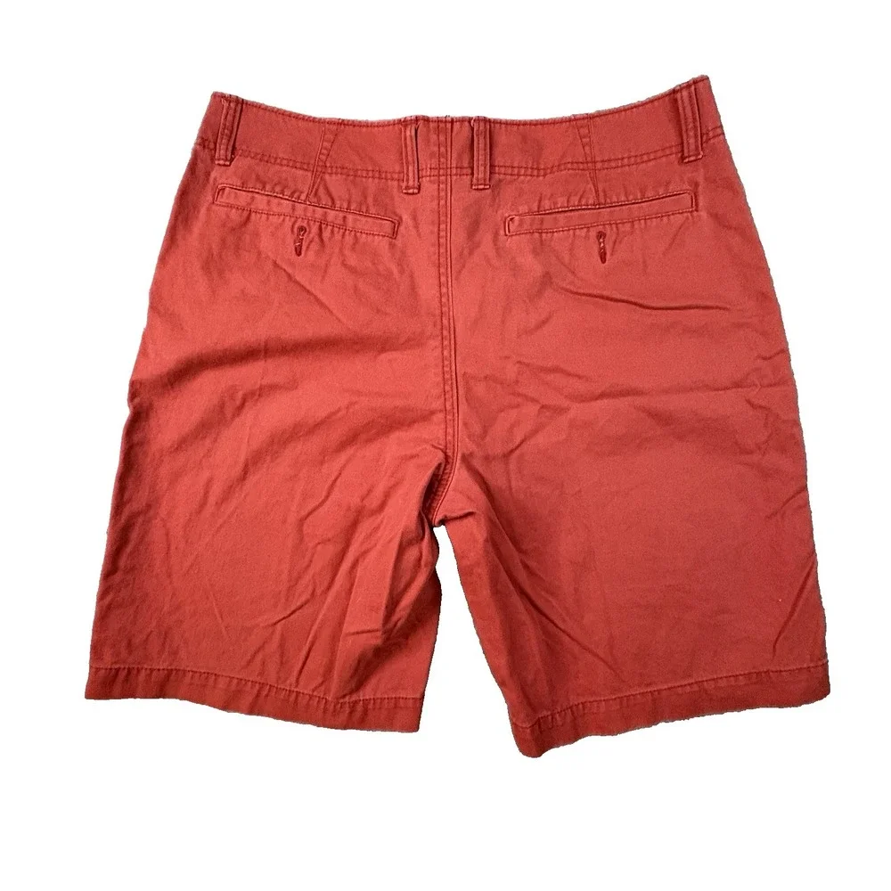 Old Navy Men's 38 Red Coral Broken In Khaki Shorts Classic Length Flat Front